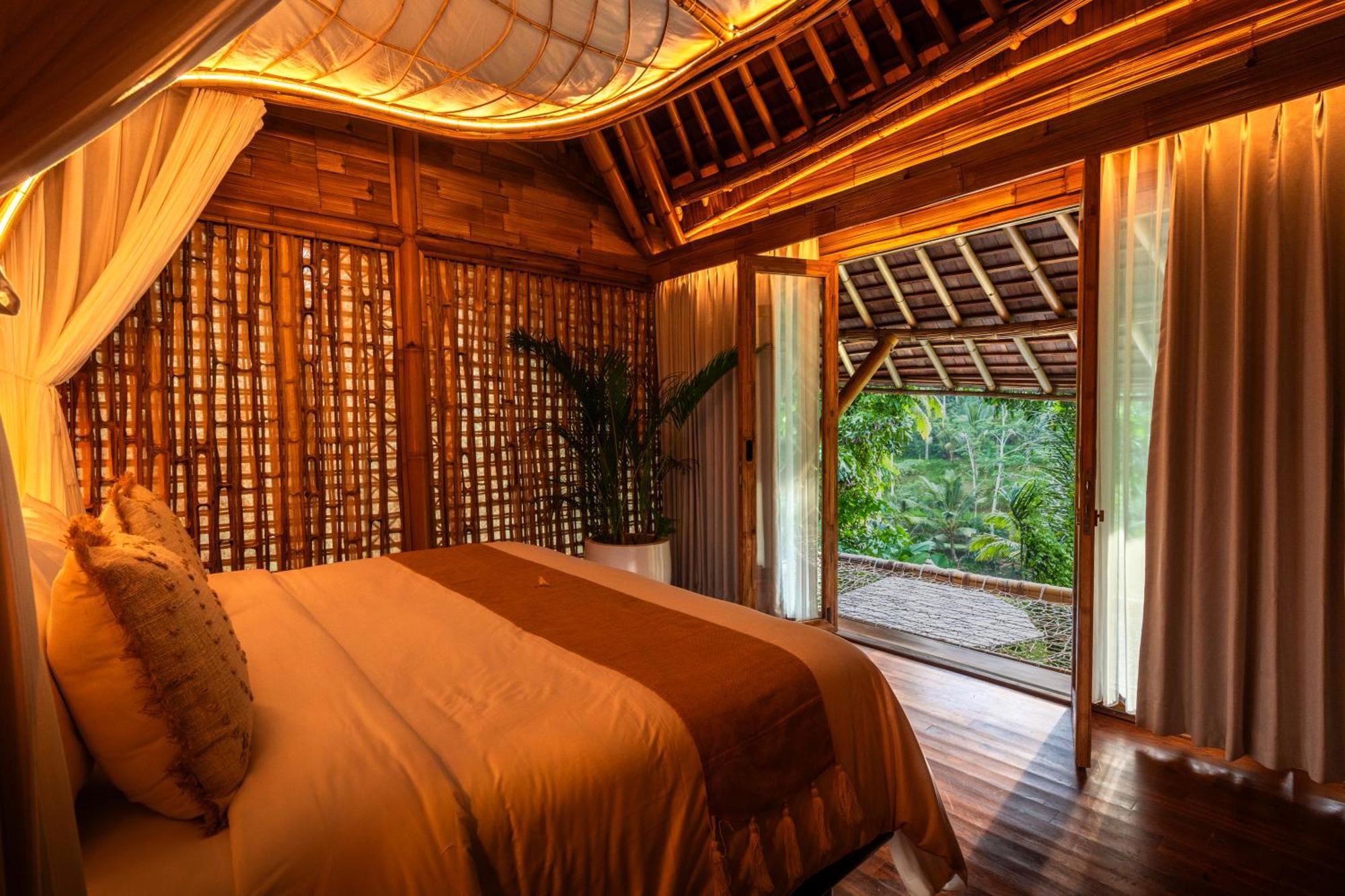 Bambootel Sawah View Ubud Esterno foto