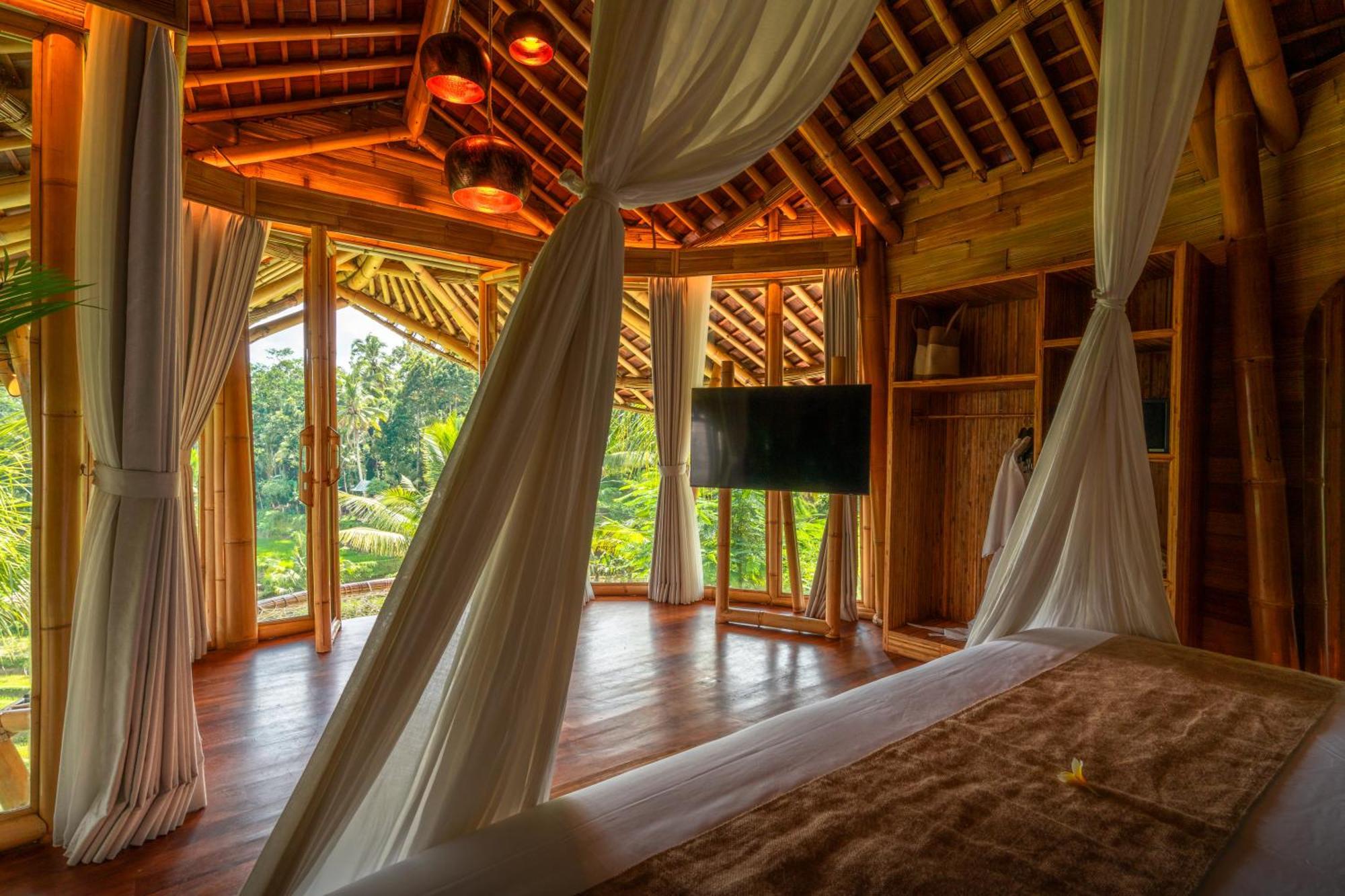 Bambootel Sawah View Ubud Esterno foto